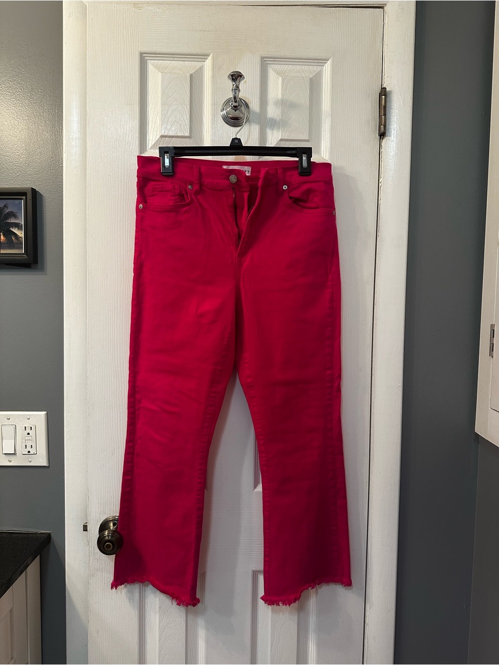 LOFT Hot Pink kick crop Jean